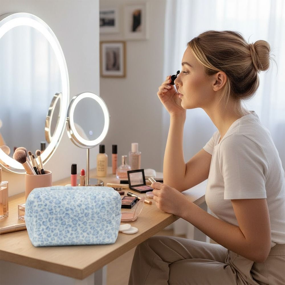 High Quality Fuzzy Makeup Bag  - Cosmetic Bags recension och pris